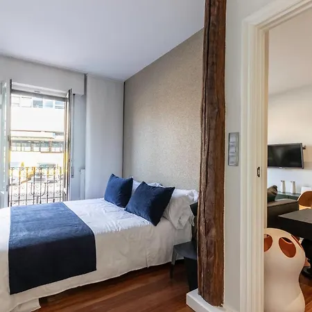 Piso De Diseno Junto Al Casco Viejo *