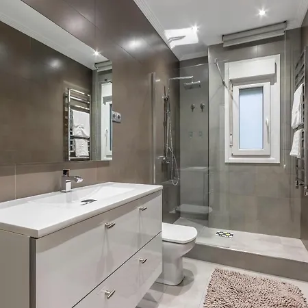 Piso De Diseno Junto Al Casco Viejo Appartamento