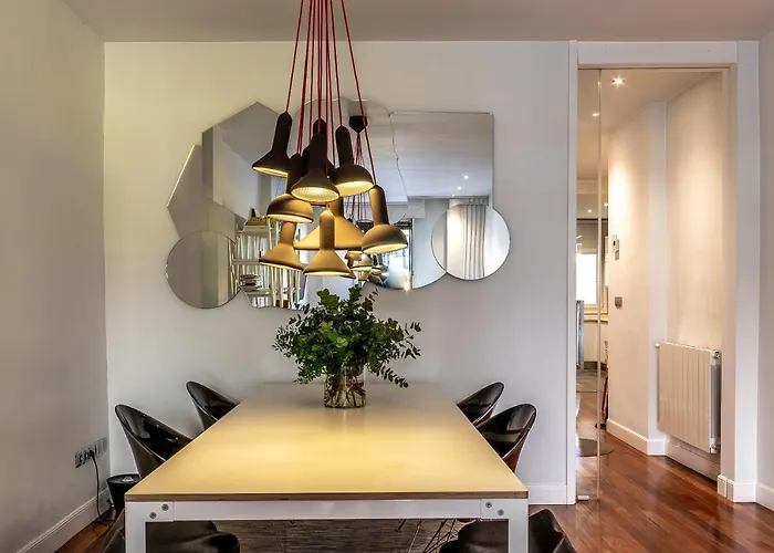 Apartament Piso De Diseno Junto Al Casco Viejo Bilbao