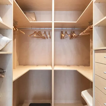 Piso De Diseno Junto Al Casco Viejo アパート *
