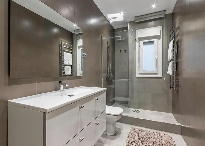 Piso De Diseno Junto Al Casco Viejo Appartamento